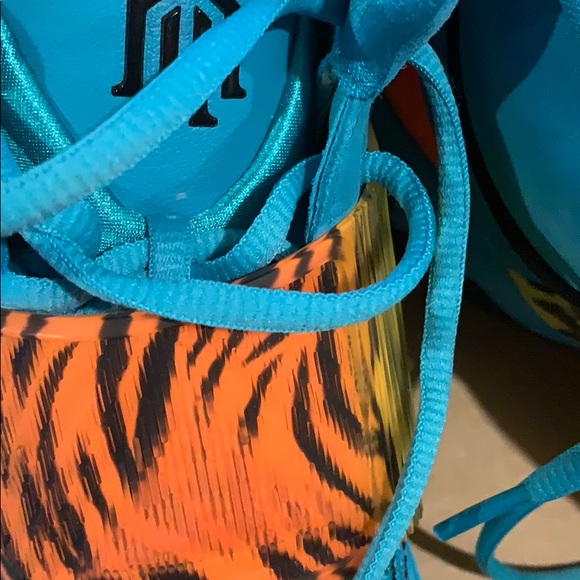 COPY - Kyrie 6 Animal print - Picture 6 of 6